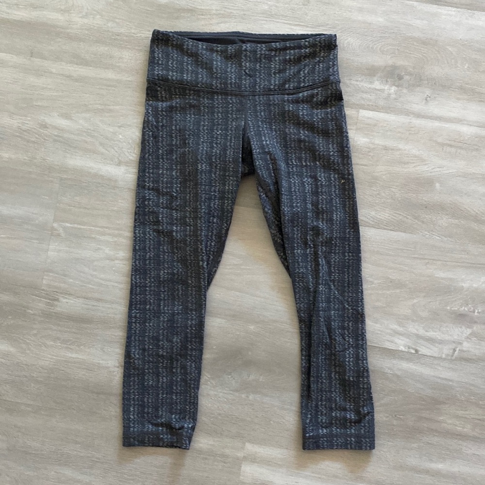 Capri lululemon leggings
